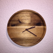 Wanduhr Akazienholz